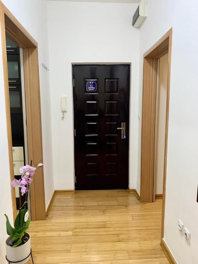 City Center Crown Apartment Belgrade Extérieur photo
