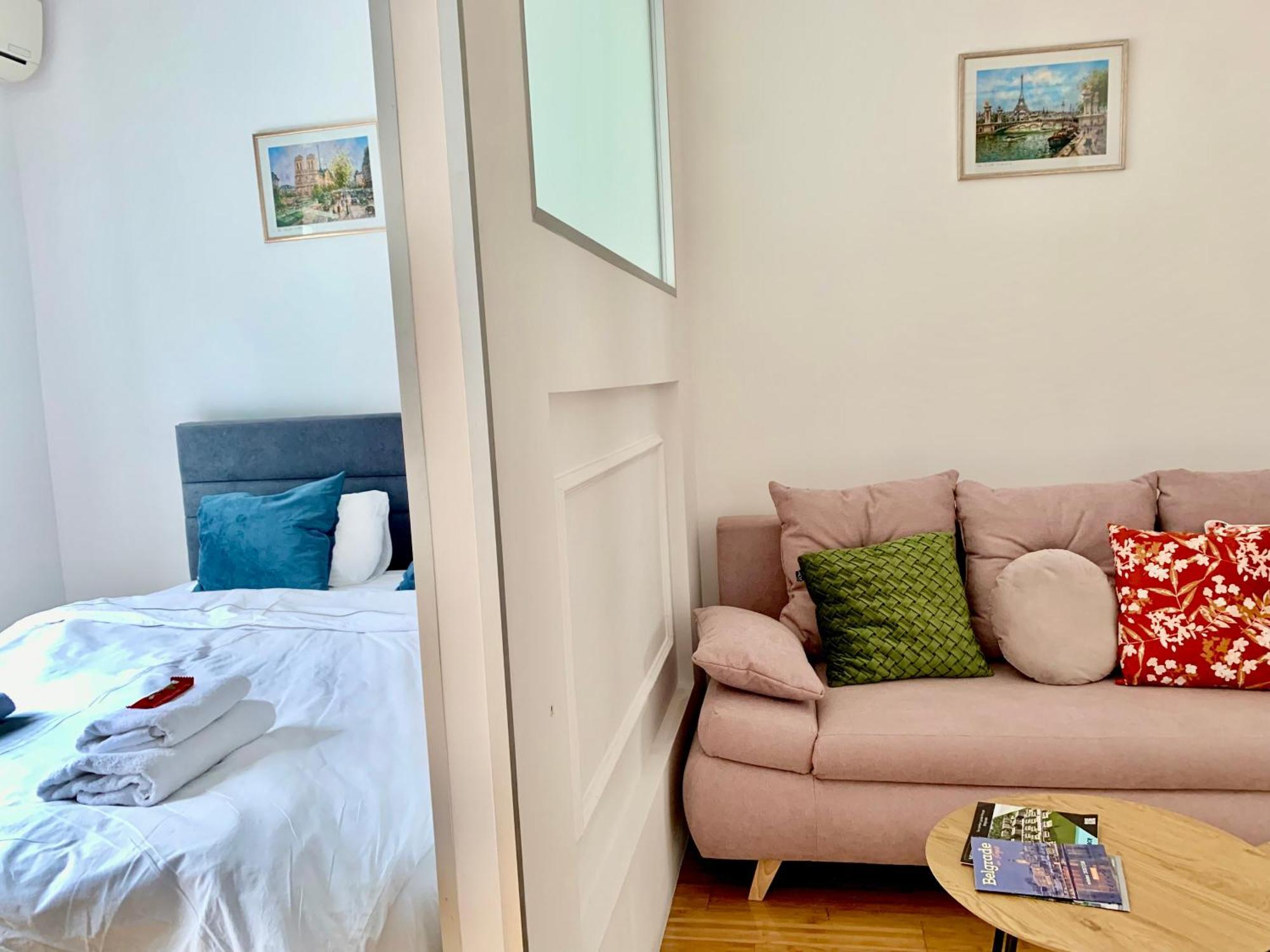 City Center Crown Apartment Belgrade Extérieur photo